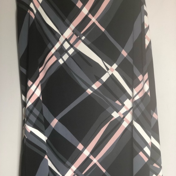 NY & Company Plaid A-line skirt - Picture 2 of 6